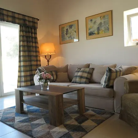 Villa Arillas Hillside 3 - Provence